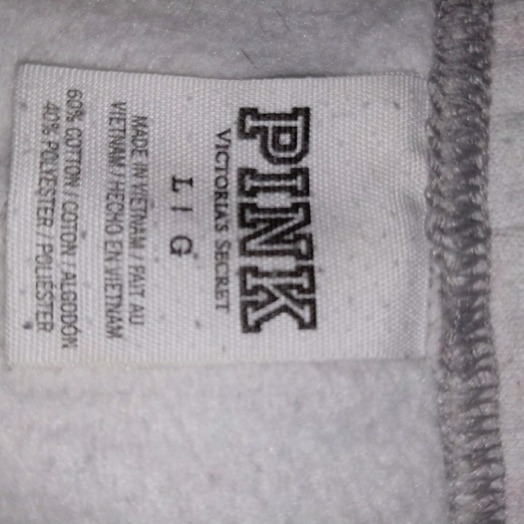 VS Pink - Picture 6 of 8